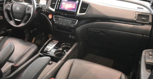 фото 731070-10 - Под такси