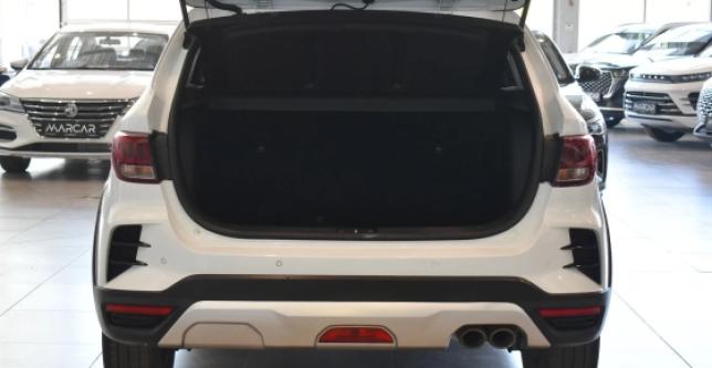 фото 731396-07 - Под такси