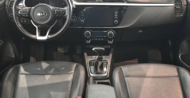 фото 731396-11 - Под такси