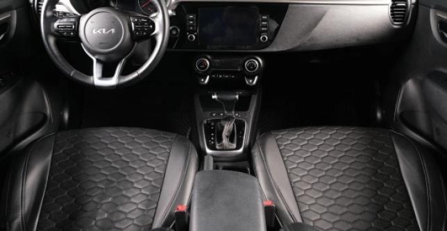 фото 733503-11 - Под такси