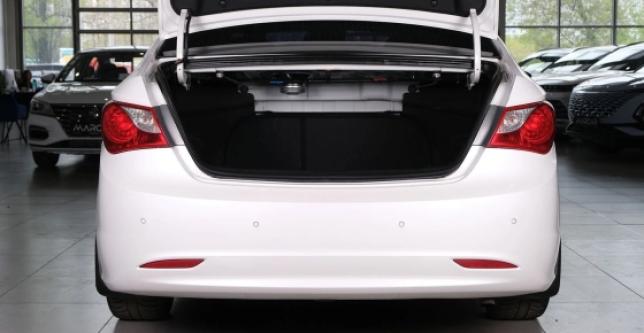 фото 738920-07 - Под такси