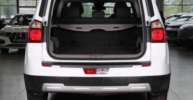 фото 738970-07 - Под такси