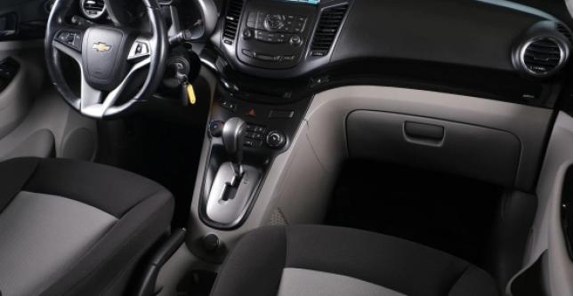 фото 738970-11 - Под такси