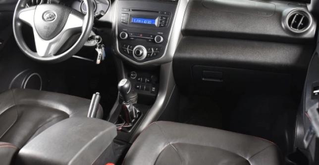 фото 739965-11 - Под такси