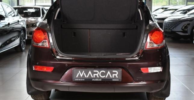 фото 739969-07 - Под такси