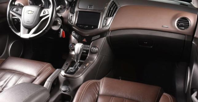 фото 739969-11 - Под такси