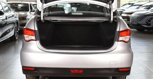 фото 739972-07 - Под такси