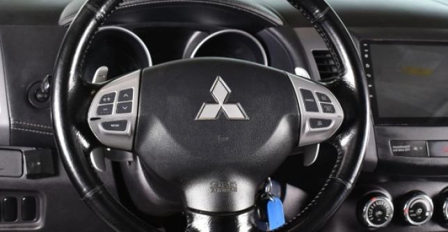 фото 739974-15 - Под такси