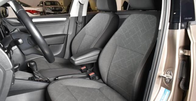 фото 744521721719 - Под такси