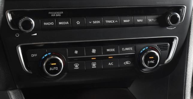 фото 74b0d50519f2 - Под такси