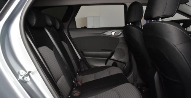 фото 766fedac931b - Под такси