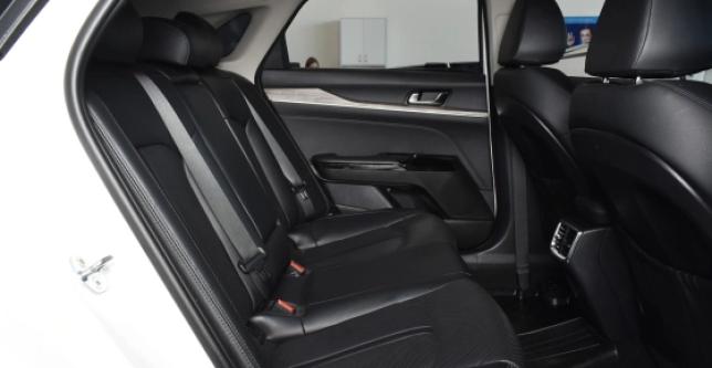 фото 7aeba92861dc - Под такси