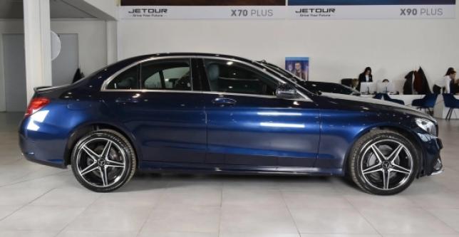 фото 80ba0f31b78f - Под такси