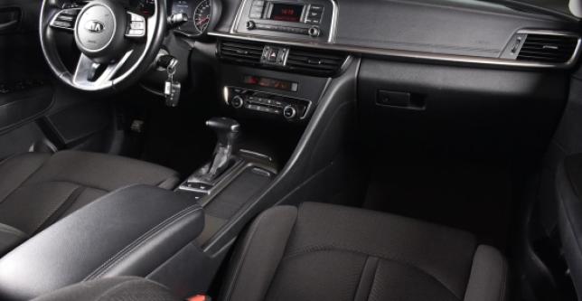 фото 947a359dfae7 - Под такси