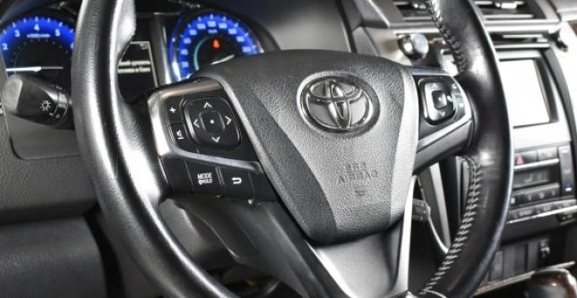 фото 954775fdd0d5 - Под такси