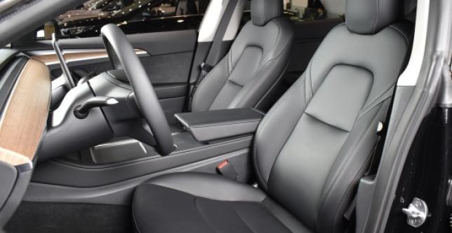 фото 9563e47a0b42 - Под такси