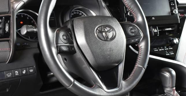 фото 95e1947d9187 - Под такси