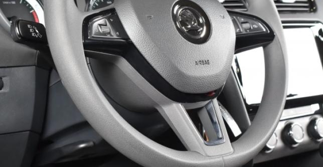 фото 9f83a563f19f - Под такси