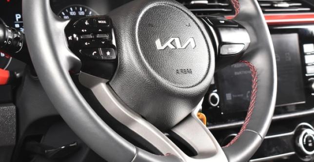 фото ad2d2f0f9aa9 - Под такси