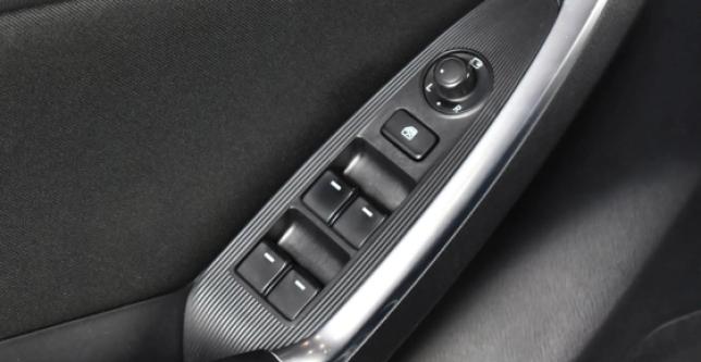 фото b6055ffc92d6 - Под такси