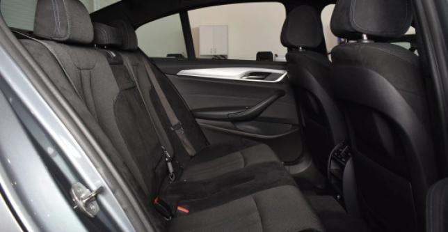 фото b6c69de18260 - Под такси