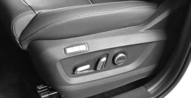 фото b6cb30984675 - Под такси