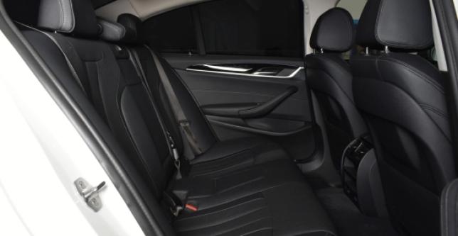 фото bc4e60d595f9 - Под такси