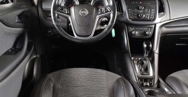 фото bd87f50ee825 - Opel