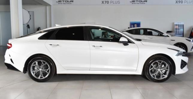 фото c20553ecc27e - Под такси