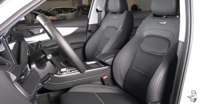 фото d0c1d0008a84 - Под такси