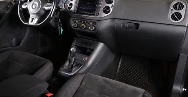 фото d24cf4c38bfb - Под такси