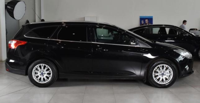 фото d28d7d2376c3 - Под такси