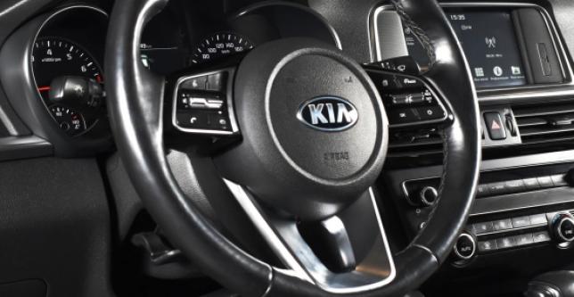 фото d44335e5df25 - Под такси