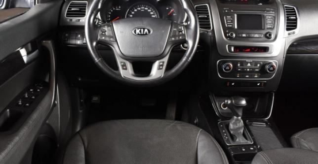 фото d44849890238 - Под такси