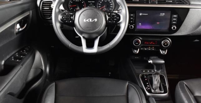 фото d8527aa9bd9c - Под такси