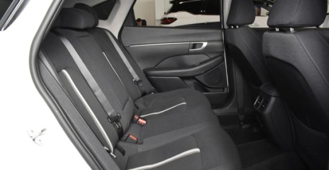 фото d8bbcf03f029 - Под такси