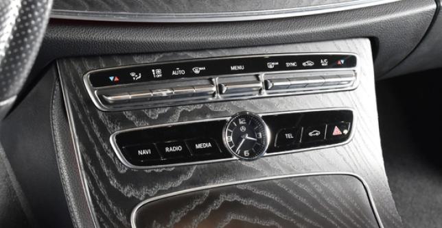 фото daa41db7716b - Под такси