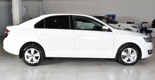 фото dc0c6245d4fe - Под такси