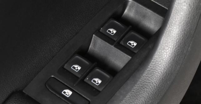 фото e43490d85e7a - Под такси