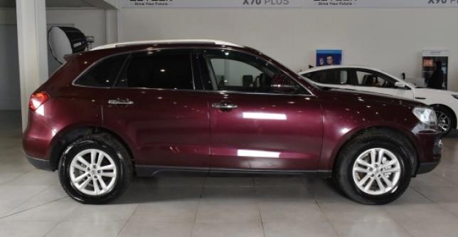 фото e4d185f309f5 - Под такси