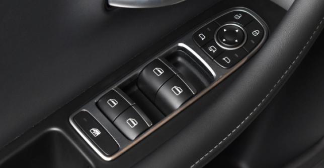 фото ed7205648867 - Под такси