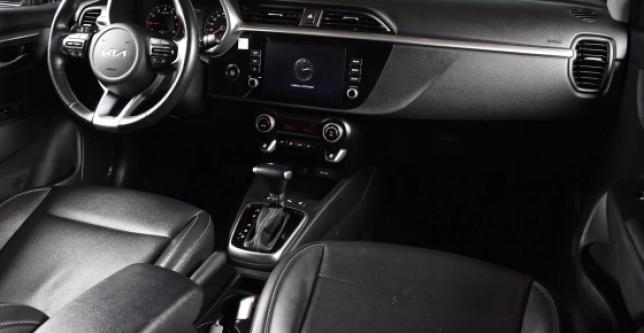 фото ede6c3a4a410 - Под такси