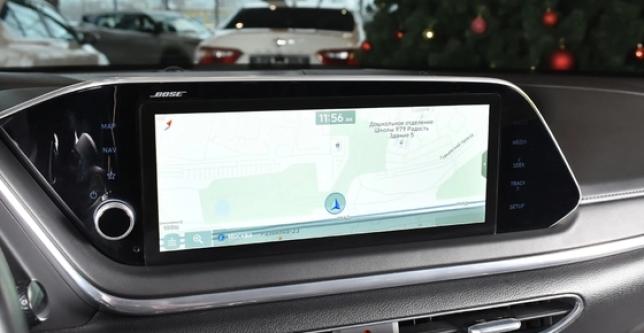 фото f714bb39894e - Под такси