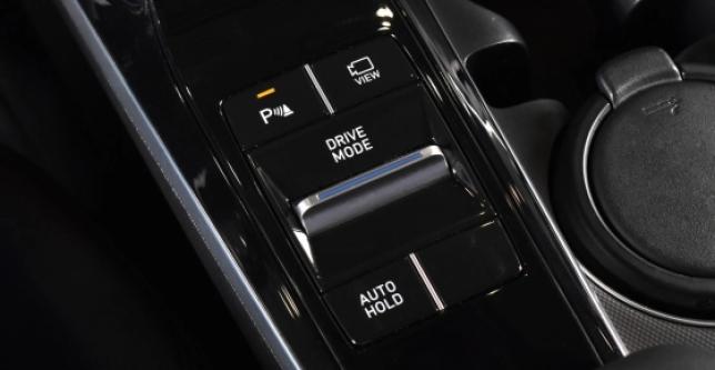 фото fc4b7c8c8249 - Под такси