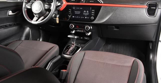 фото ffe7017a416a - Под такси