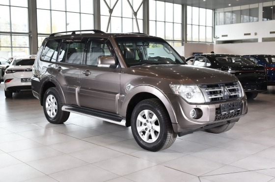 Mitsubishi Pajero, IV Рестайлинг 1, 2011 Mitsubishi Pajero, IV Рестайлинг 1, 2011